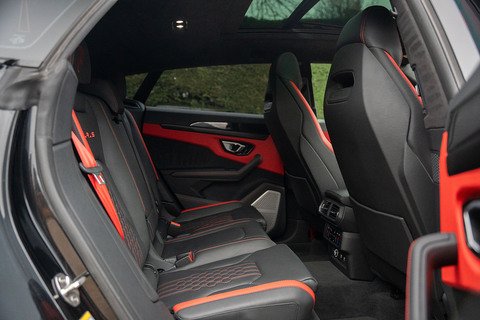 4.0 V8 BiTurbo S SUV 5dr Petrol Auto 4WD Euro 6 (666 ps)