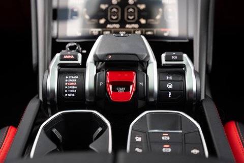 4.0 V8 BiTurbo S SUV 5dr Petrol Auto 4WD Euro 6 (666 ps)