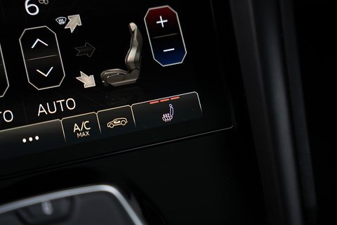 4.0 V8 BiTurbo S SUV 5dr Petrol Auto 4WD Euro 6 (666 ps)