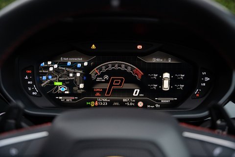 4.0 V8 BiTurbo S SUV 5dr Petrol Auto 4WD Euro 6 (666 ps)