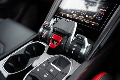 4.0 V8 BiTurbo S SUV 5dr Petrol Auto 4WD Euro 6 (666 ps)