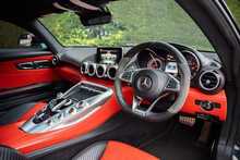 Mercedes-Benz AMG GT V8 BiTurbo S 