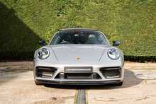 Porsche 911 T 992 Carrera 4 GTS 