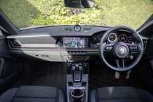 Porsche 911 T 992 Carrera 4 GTS 