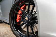 Porsche 911 T 992 Carrera 4 GTS 