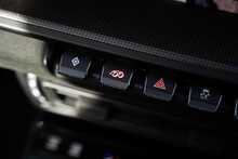 Porsche 911 T 992 Carrera 4 GTS 