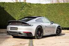 Porsche 911 T 992 Carrera 4 GTS 