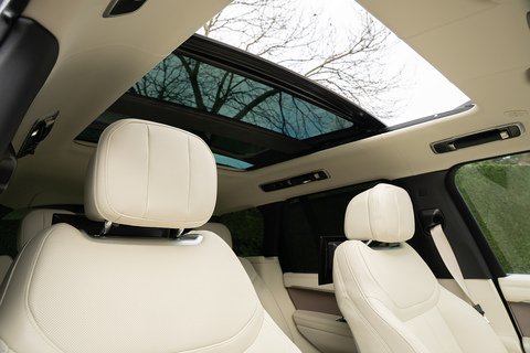 4.4 P530 V8 First Edition SUV 5dr Petrol Auto 4WD Euro 6 (s/s) (530 ps)