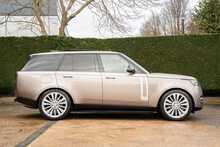 Land Rover Range Rover P530 V8 First Edition 