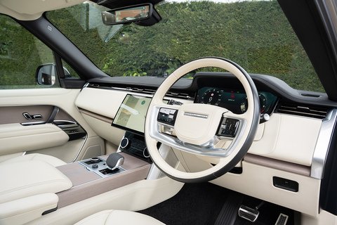 4.4 P530 V8 First Edition SUV 5dr Petrol Auto 4WD Euro 6 (s/s) (530 ps)