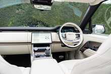 Land Rover Range Rover P530 V8 First Edition 