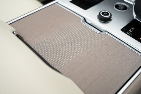 4.4 P530 V8 First Edition SUV 5dr Petrol Auto 4WD Euro 6 (s/s) (530 ps)