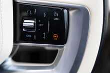 Land Rover Range Rover P530 V8 First Edition 