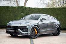 Lamborghini Urus V8 BiTurbo 