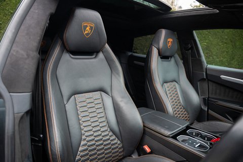 4.0 V8 BiTurbo SUV 5dr Petrol Auto 4WD Euro 6 (650 ps)