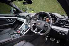 Lamborghini Urus V8 BiTurbo 