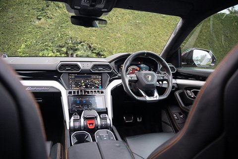 4.0 V8 BiTurbo SUV 5dr Petrol Auto 4WD Euro 6 (650 ps)