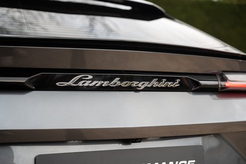 4.0 V8 BiTurbo SUV 5dr Petrol Auto 4WD Euro 6 (650 ps)