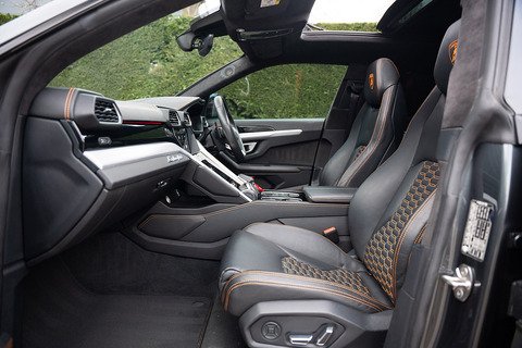 4.0 V8 BiTurbo SUV 5dr Petrol Auto 4WD Euro 6 (650 ps)