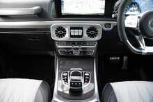 Mercedes-Benz G Class G63 V8 BiTurbo AMG Magno Edition 