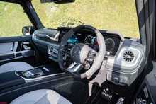 Mercedes-Benz G Class G63 V8 BiTurbo MHEV AMG Magno Edition 