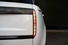 Land Rover Range Rover D350 MHEV HSE 