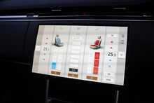 Land Rover Range Rover D350 MHEV HSE 