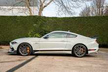 Ford Mustang V8 Mach 1 