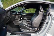 Ford Mustang V8 Mach 1 