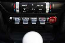 Ford Mustang V8 Mach 1 