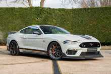 Ford Mustang V8 Mach 1 