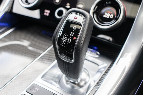 5.0 P575 V8 GPF SVR SUV 5dr Petrol Auto 4WD Euro 6 (s/s) (575 ps)