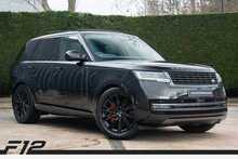 Land Rover Range Rover D300 MHEV SE 