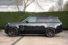 Land Rover Range Rover D300 MHEV SE 