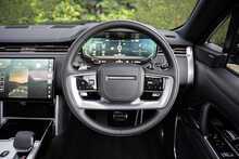 Land Rover Range Rover D300 MHEV SE 