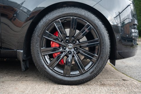 3.0 D300 MHEV SE SUV 5dr Diesel Auto 4WD Euro 6 (s/s) (300 ps)