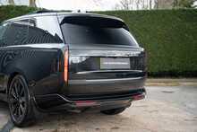 Land Rover Range Rover D300 MHEV SE 