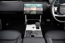 Land Rover Range Rover D300 MHEV SE 