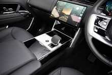 Land Rover Range Rover D300 MHEV SE 