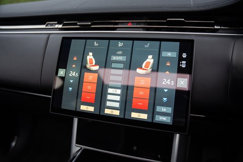 3.0 D300 MHEV SE SUV 5dr Diesel Auto 4WD Euro 6 (s/s) (300 ps)