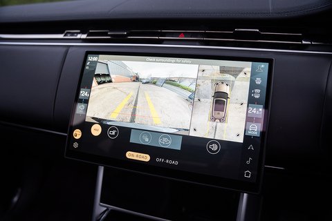 3.0 D300 MHEV SE SUV 5dr Diesel Auto 4WD Euro 6 (s/s) (300 ps)