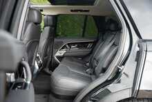 Land Rover Range Rover D300 MHEV SE 