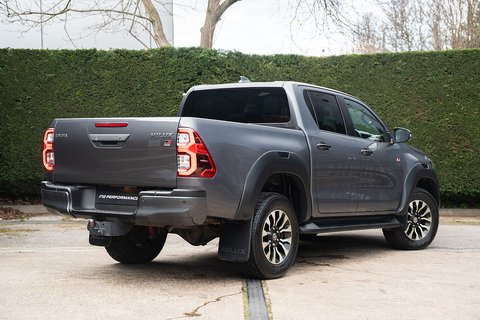 2.8 D-4D GR SPORT Pickup Double Cab 4dr Diesel Auto 4WD Euro 6 (s/s) (204 ps)