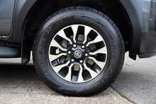 Toyota Hilux D-4D GR SPORT 