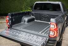 Toyota Hilux D-4D GR SPORT 