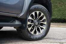 Toyota Hilux D-4D GR SPORT 