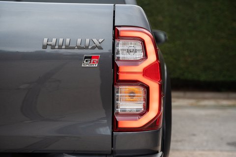 2.8 D-4D GR SPORT Pickup Double Cab 4dr Diesel Auto 4WD Euro 6 (s/s) (204 ps)