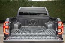 Toyota Hilux D-4D GR SPORT 