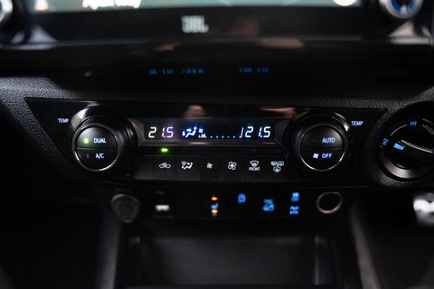 2.8 D-4D GR SPORT Pickup Double Cab 4dr Diesel Auto 4WD Euro 6 (s/s) (204 ps)