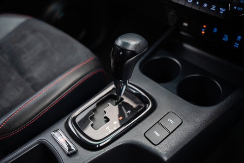 2.8 D-4D GR SPORT Pickup Double Cab 4dr Diesel Auto 4WD Euro 6 (s/s) (204 ps)